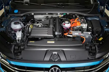Volkswagen Arteon E Hybrid Azul 2020 04