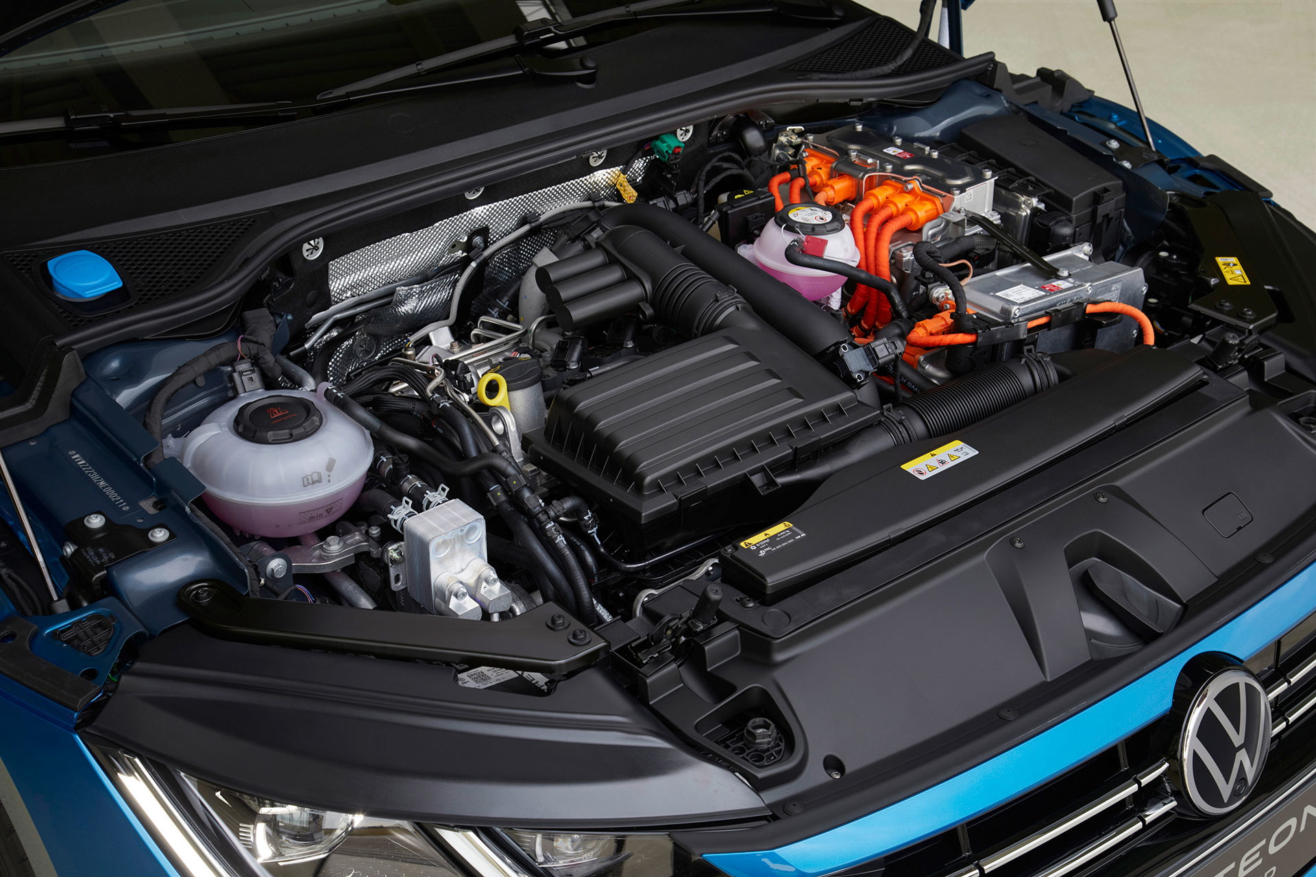 Volkswagen Arteon E Hybrid Azul 2020 05