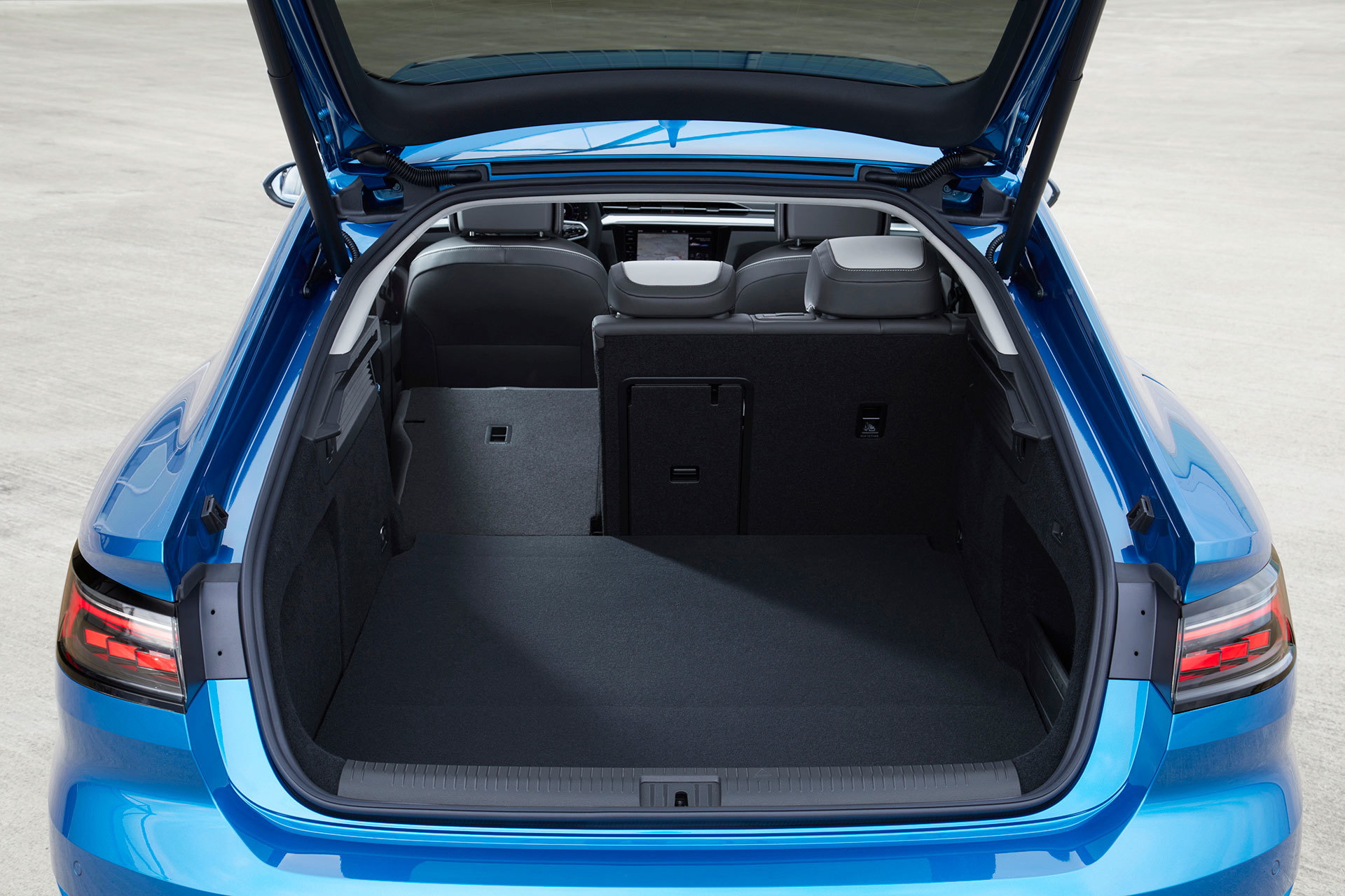 Volkswagen Arteon E Hybrid Azul 2020 08