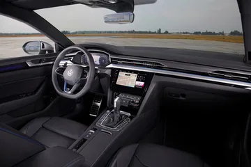Volkswagen Arteon R 2020 Azul 14