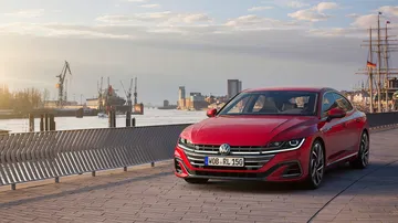 Volkswagen Arteon R Line Rojo 2020 02