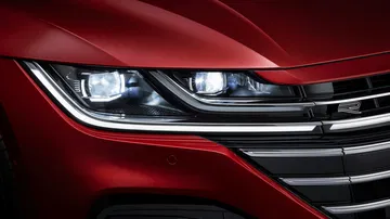 Volkswagen Arteon R Line Rojo 2020 13