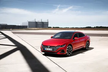 Volkswagen Arteon R Line Rojo 2020 26