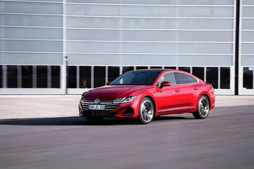 Volkswagen Arteon R Line Rojo 2020 28