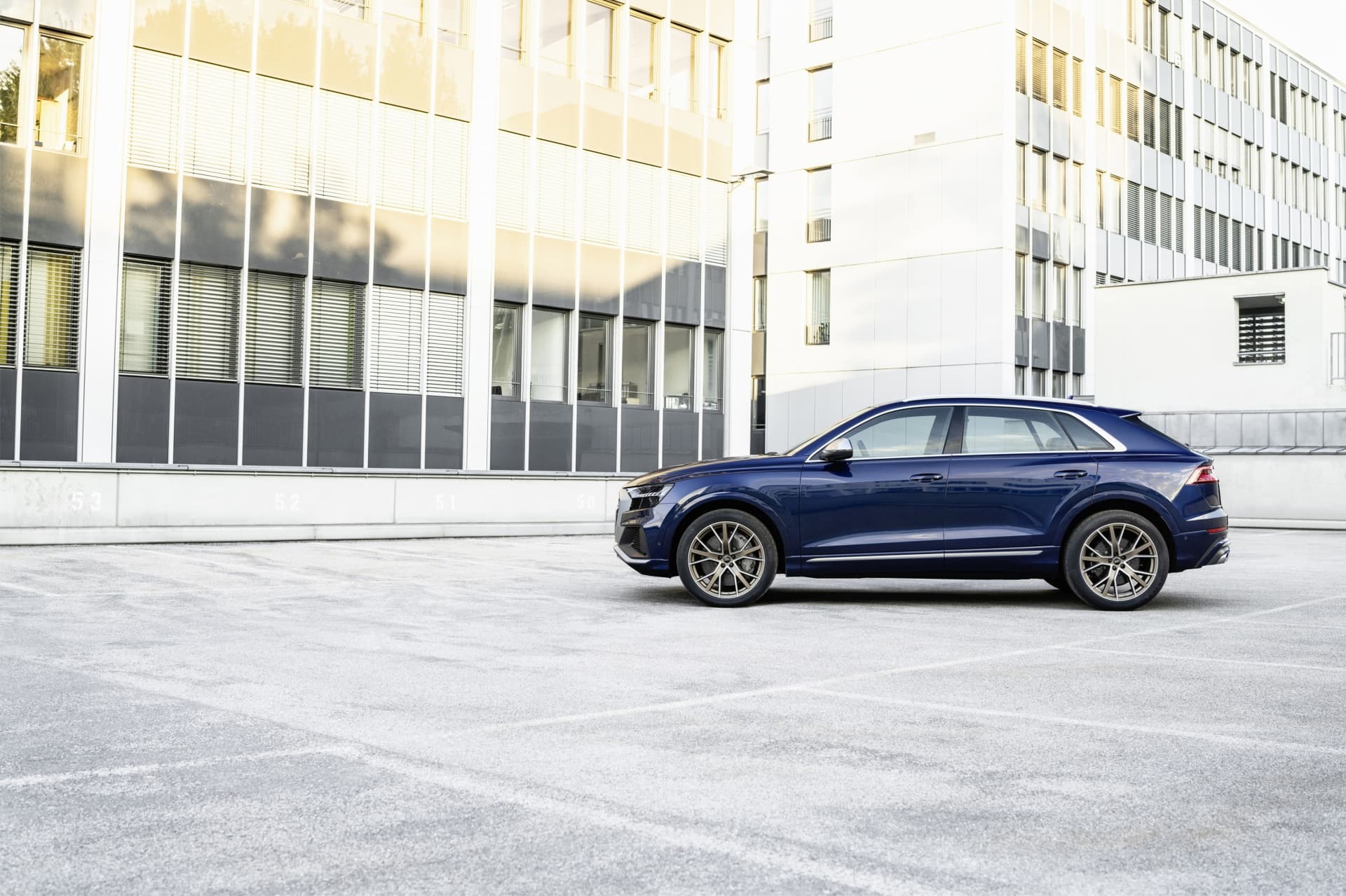 Audi Q8 Sq8 02