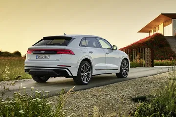 Audi Q8 Tfsi E Quattro 1020 021