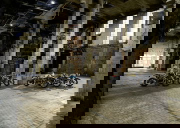 Bmw R Nine T Edificio3