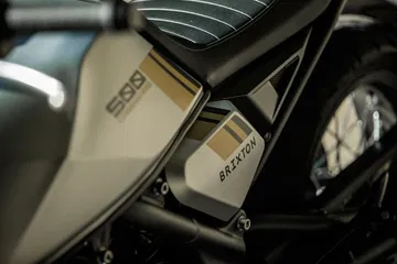 Brixton Crossfire 500 09
