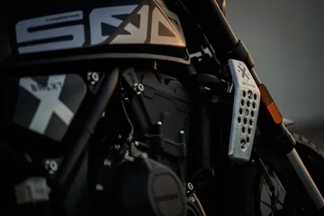 Brixton Crossfire 500 X 02