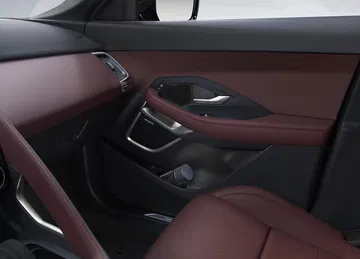 Vista del acabado y control de la puerta del Jaguar E-PACE.