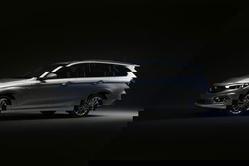 Silueta lateral del Fiat Tipo mostrando su diseño aerodinámico.