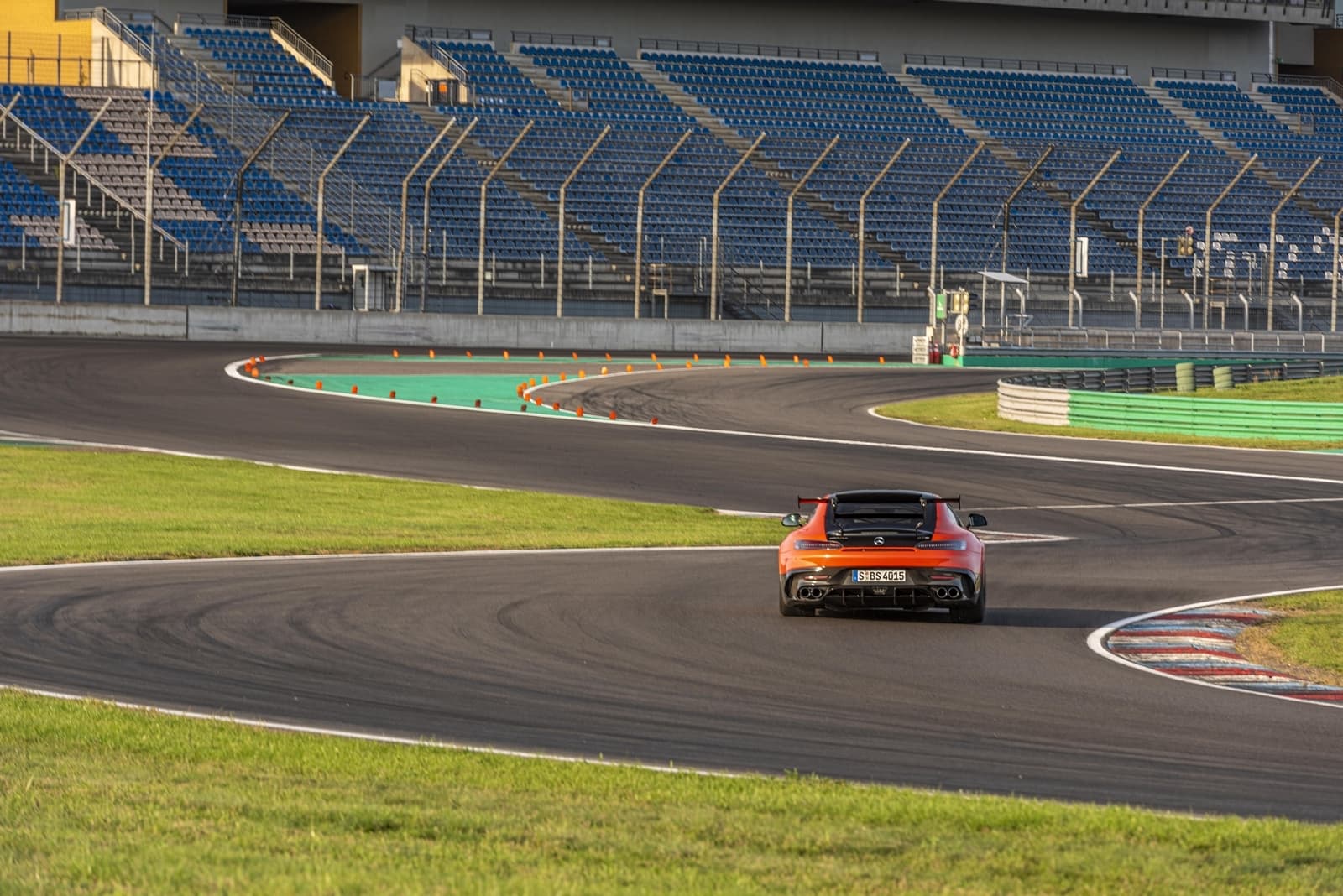 Driving Experience Amg Gt Bs / Amg E 53 & E 63 Lausitzring 2020 Driving Experience Amg Gt Bs / Amg E 53 & E 63 Lausitzring 2020