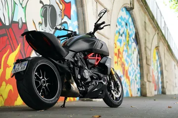 Moto Ducati Diavel Graffity