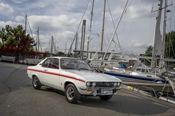 Opel Manta Aniversario 70 Anos 01