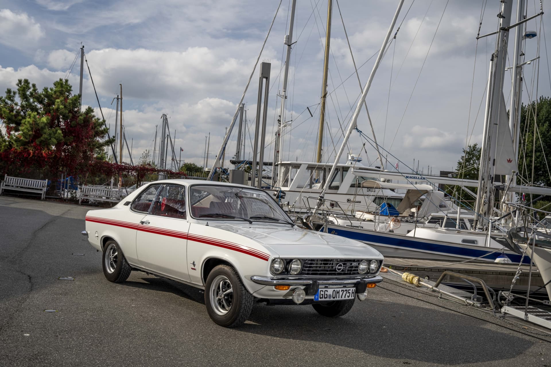 Opel Manta Aniversario 70 Anos 01