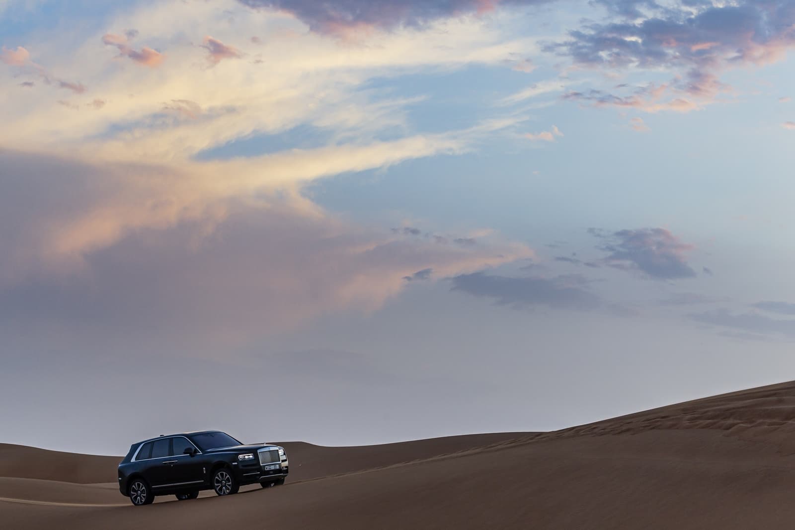 Rolls Royce Culliinan Desierto 1020 012