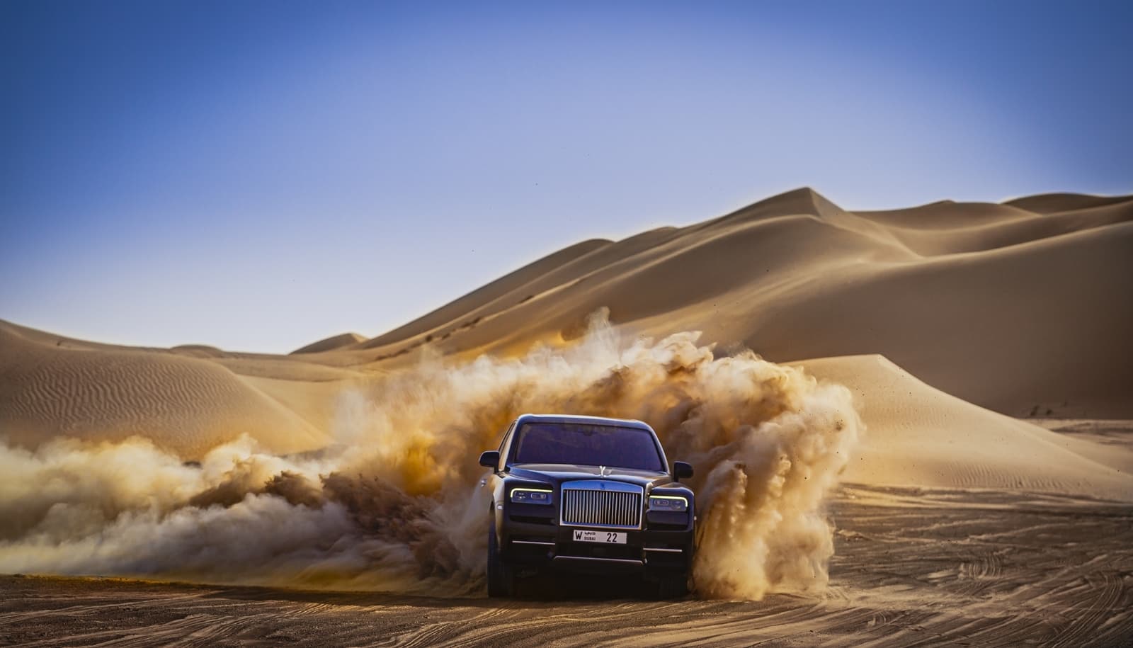 Rolls Royce Culliinan Desierto 1020 021