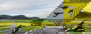 Senal Riesgo Motoristas Dgt Carretera