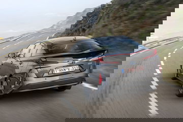 Toyota Prius Plug In 2021 04