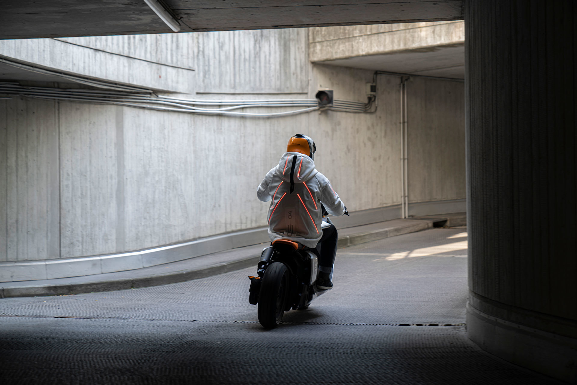 Bmw Definition Ce 04 2020 20