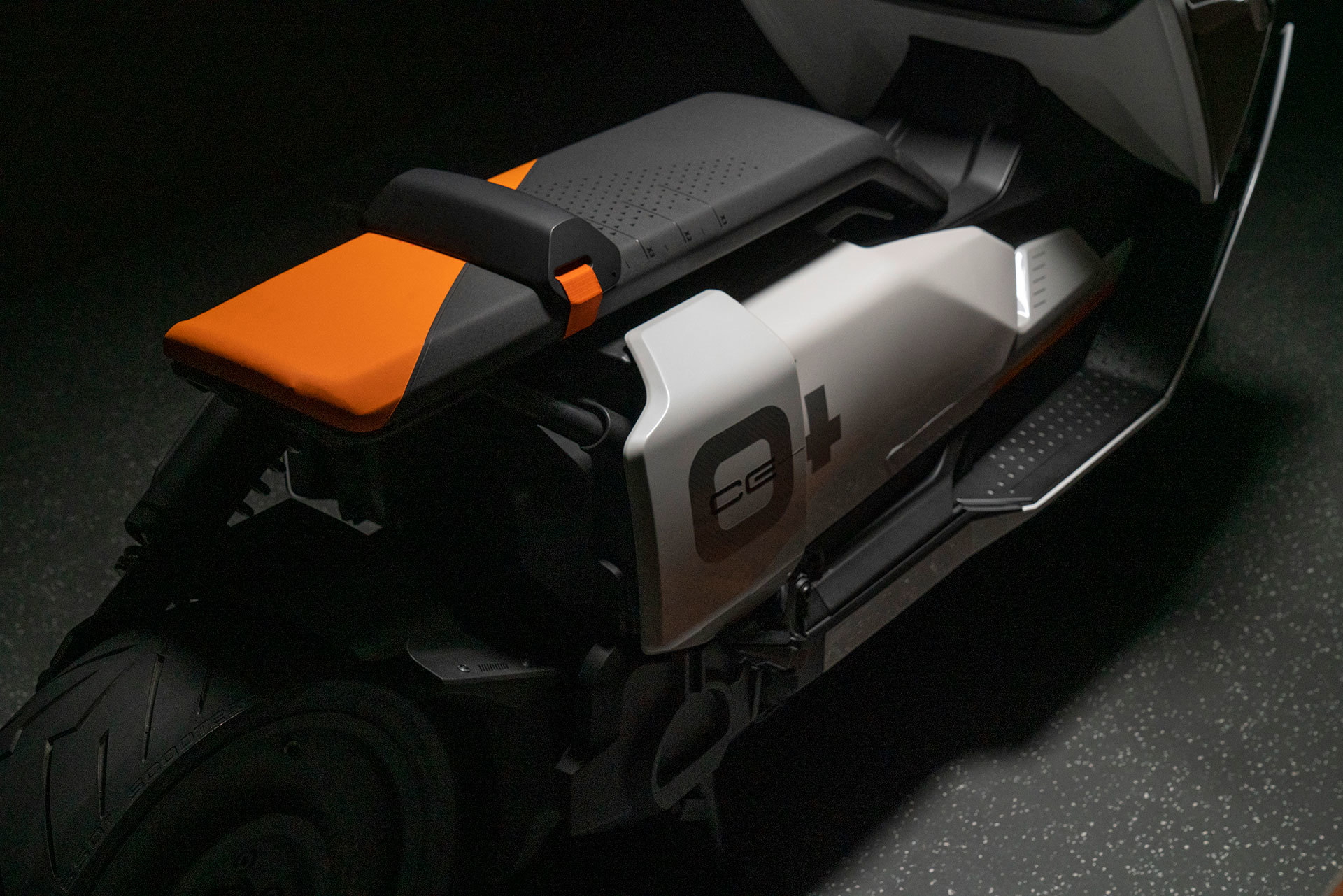 Bmw Definition Ce 04 2020 27