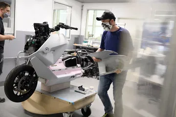 Bmw Definition Ce 04 2020 Diseno 13