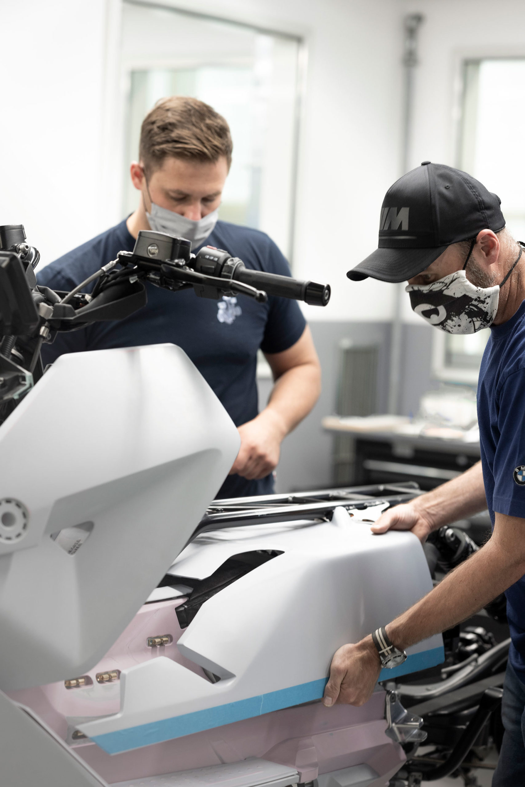 Bmw Definition Ce 04 2020 Diseno 14