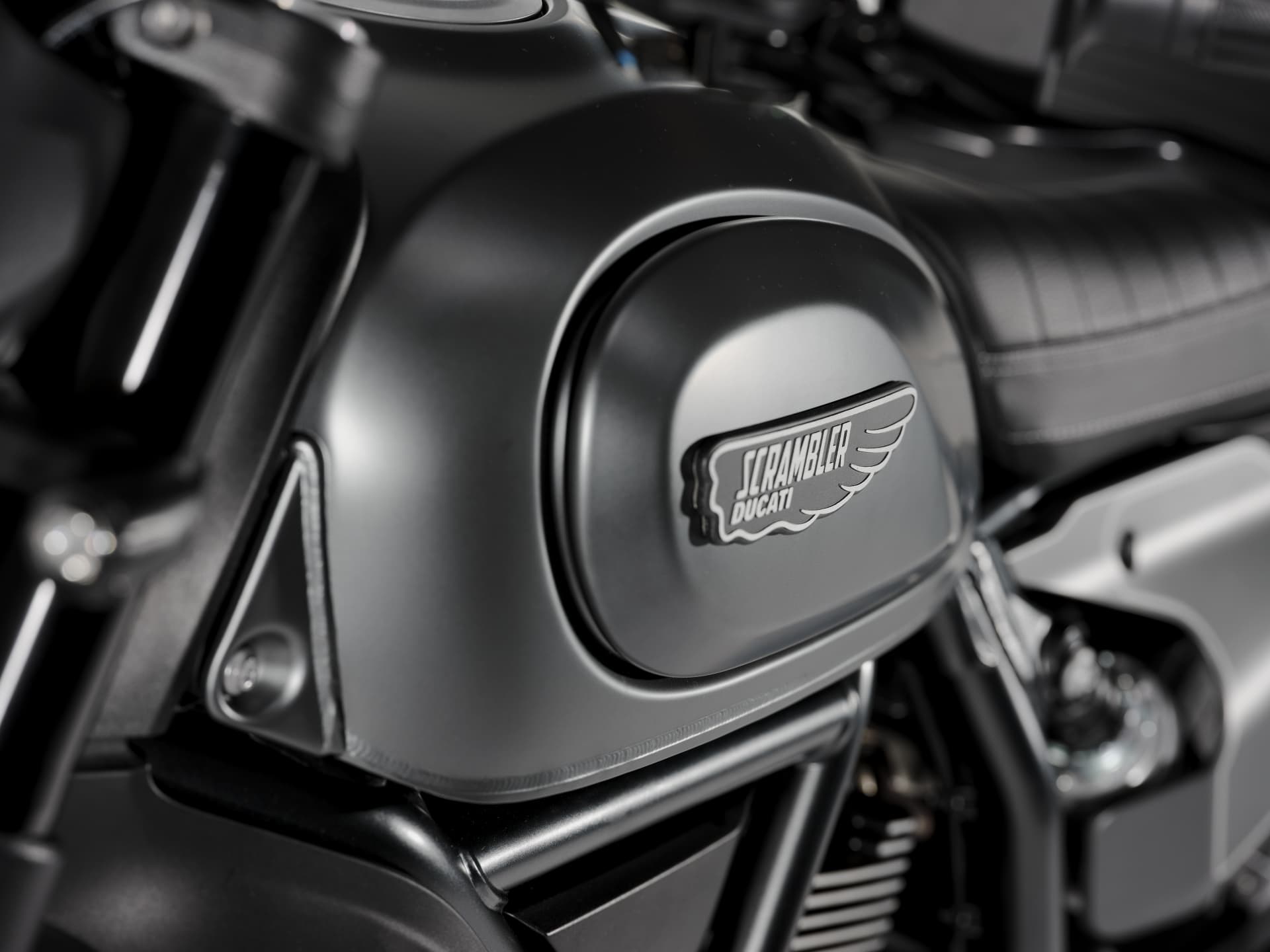 Ducati Scrambler 2021 Nightshift 05