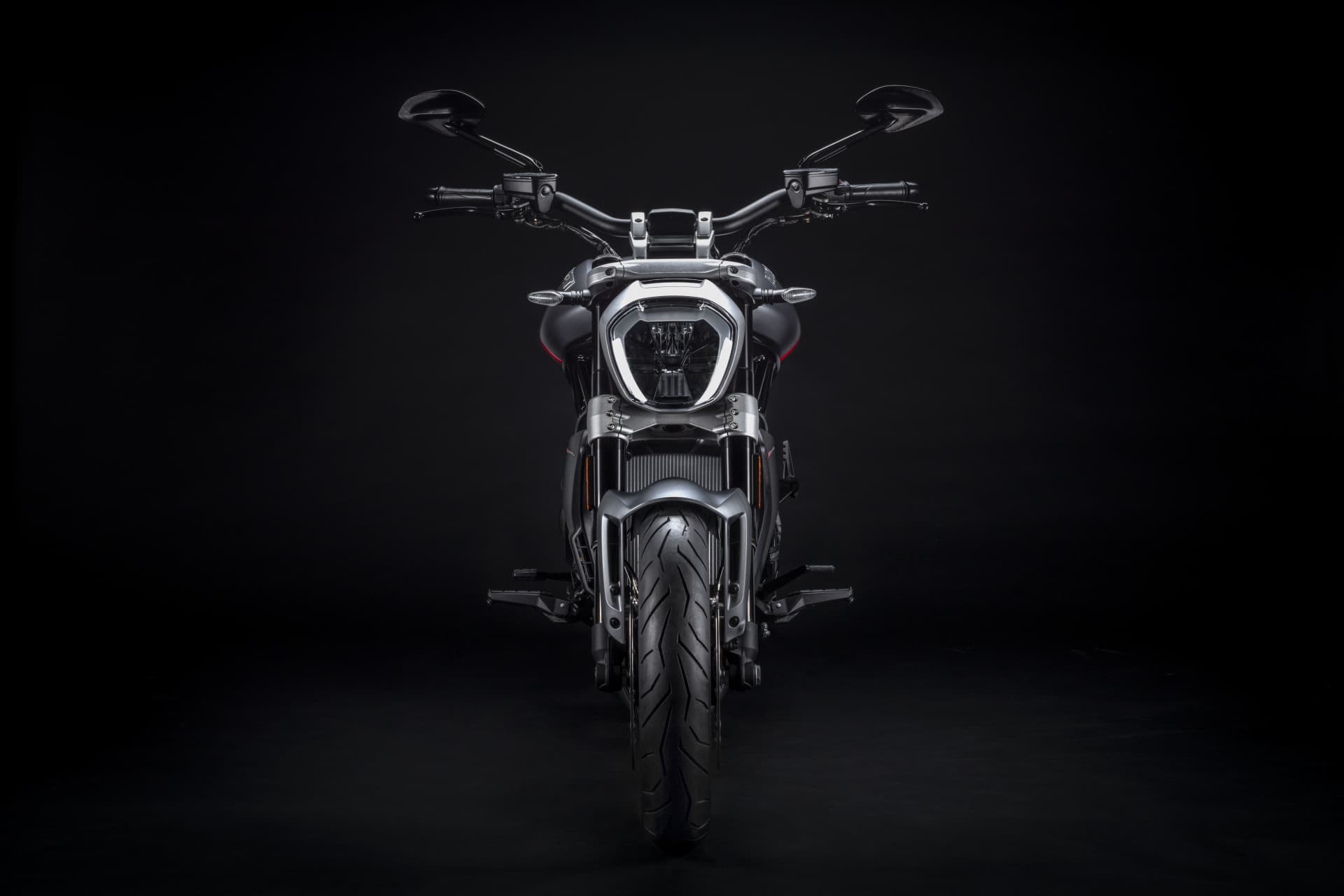 Ducati Xdiavel Black Star 2021 04