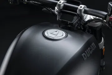 Ducati Xdiavel Dark 2021 05