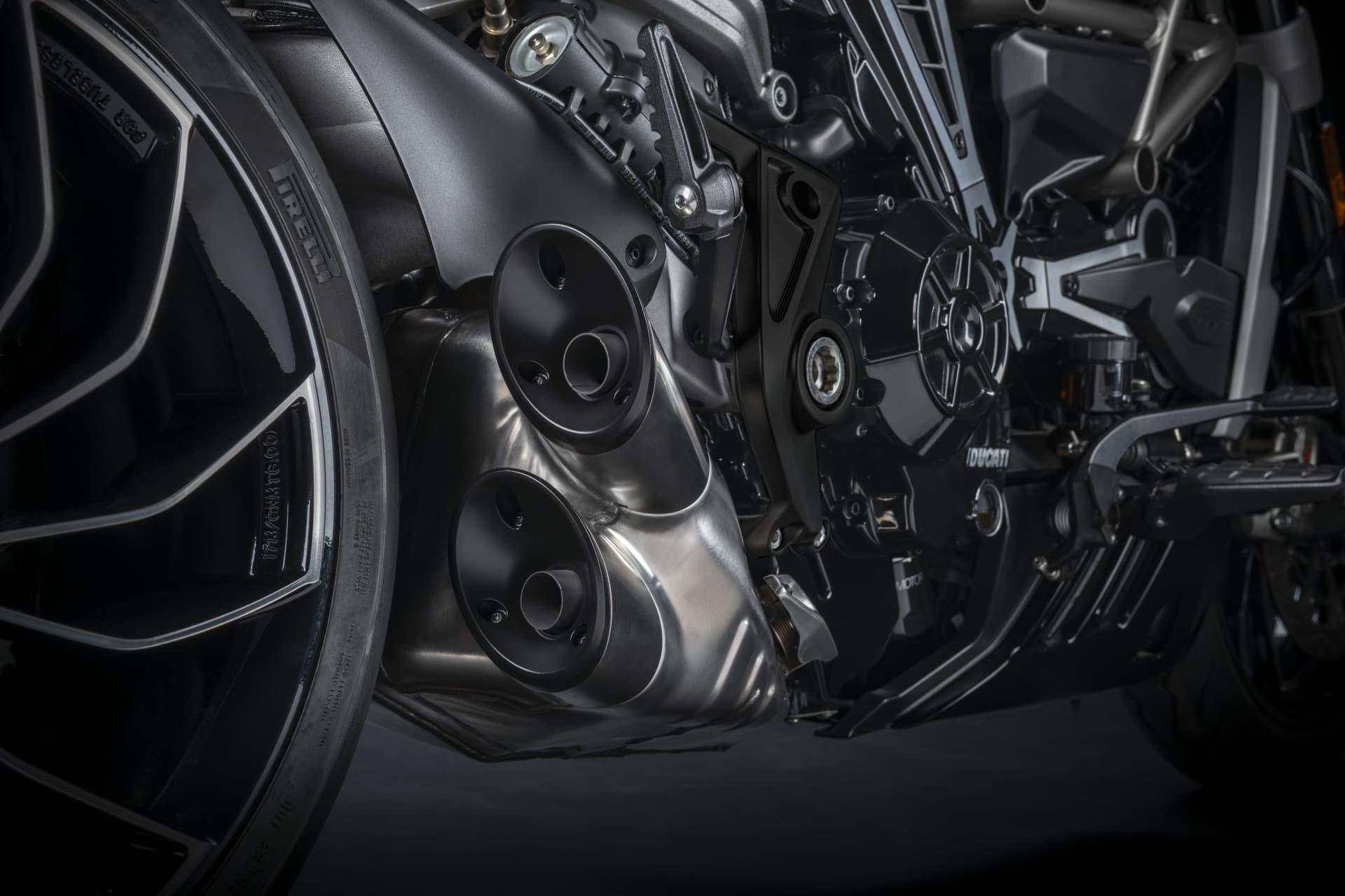 Ducati Xdiavel S 2021 03