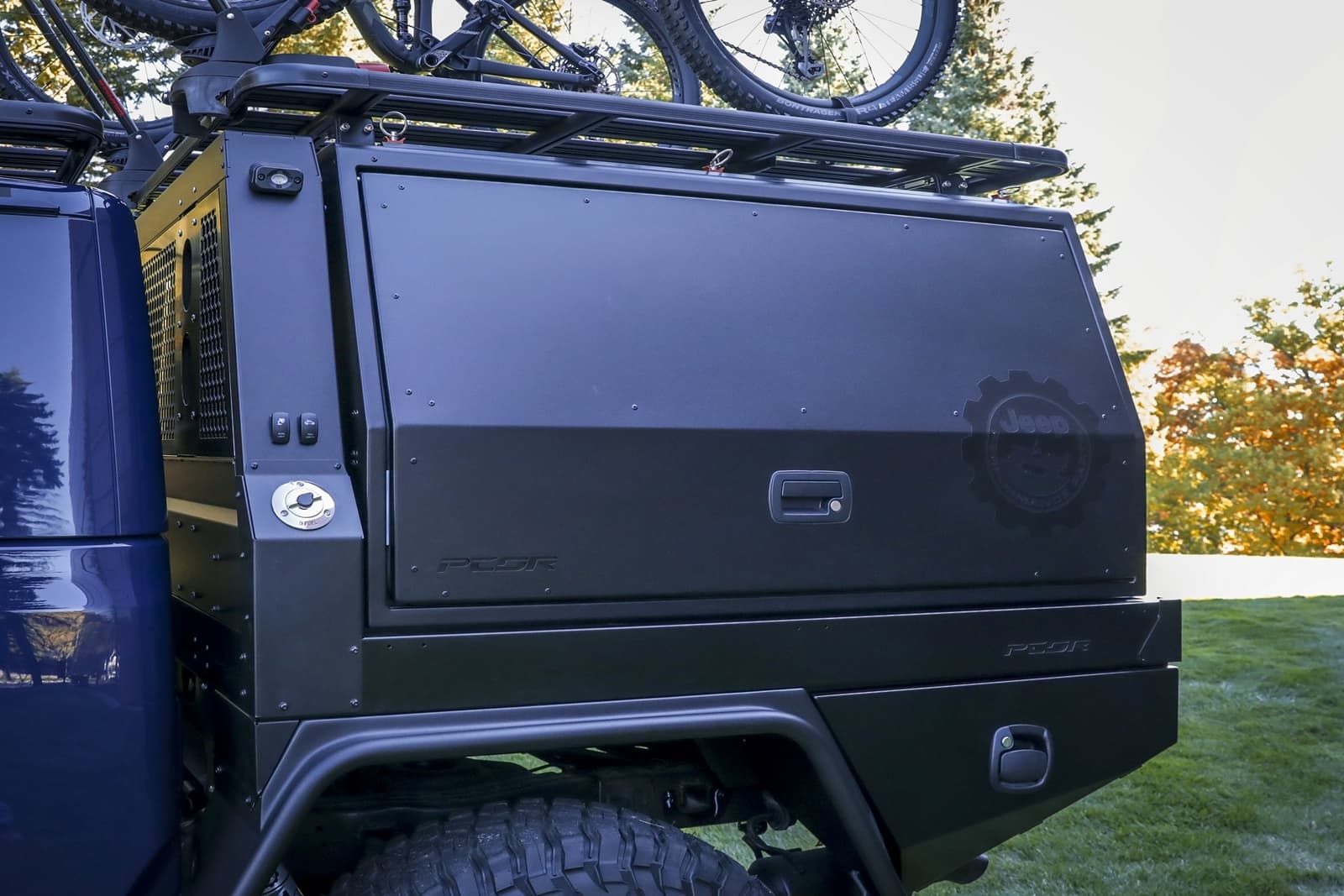 The Jeep Gladiator Top Dog Concept Expands The Cargo Carrying Ab