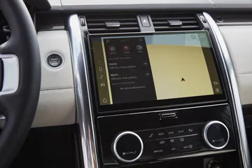 Land Rover Discovery 2021 1120 051