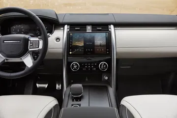 Land Rover Discovery 2021 1120 061