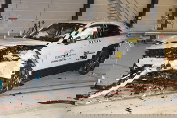 Mazda Mx 30 Euroncap Test 1120 002