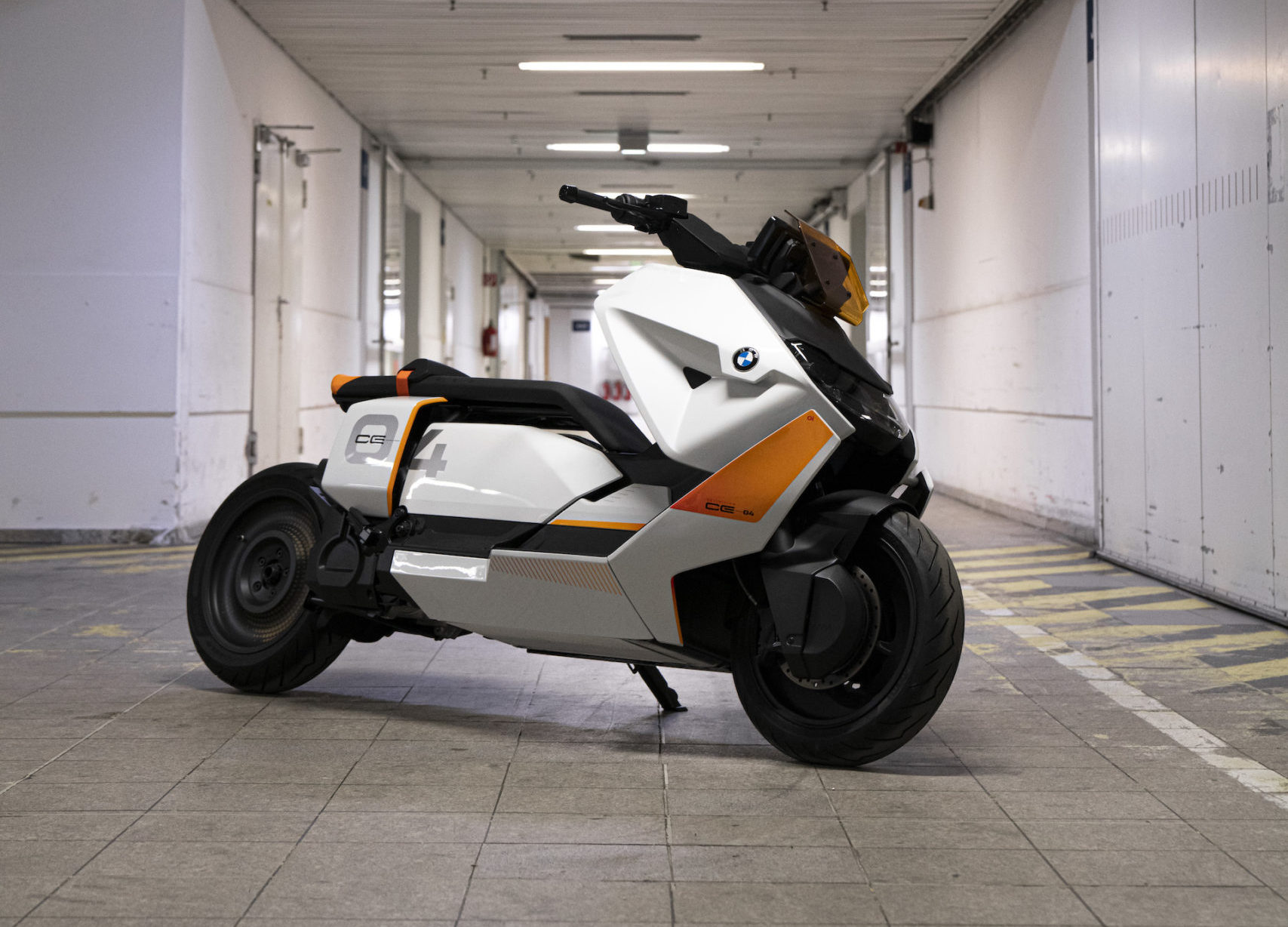 danés motivo Ninguna Así ve BMW la moto eléctrica del futuro: BMW Motorrad Definition CE 04 |  Diariomotor