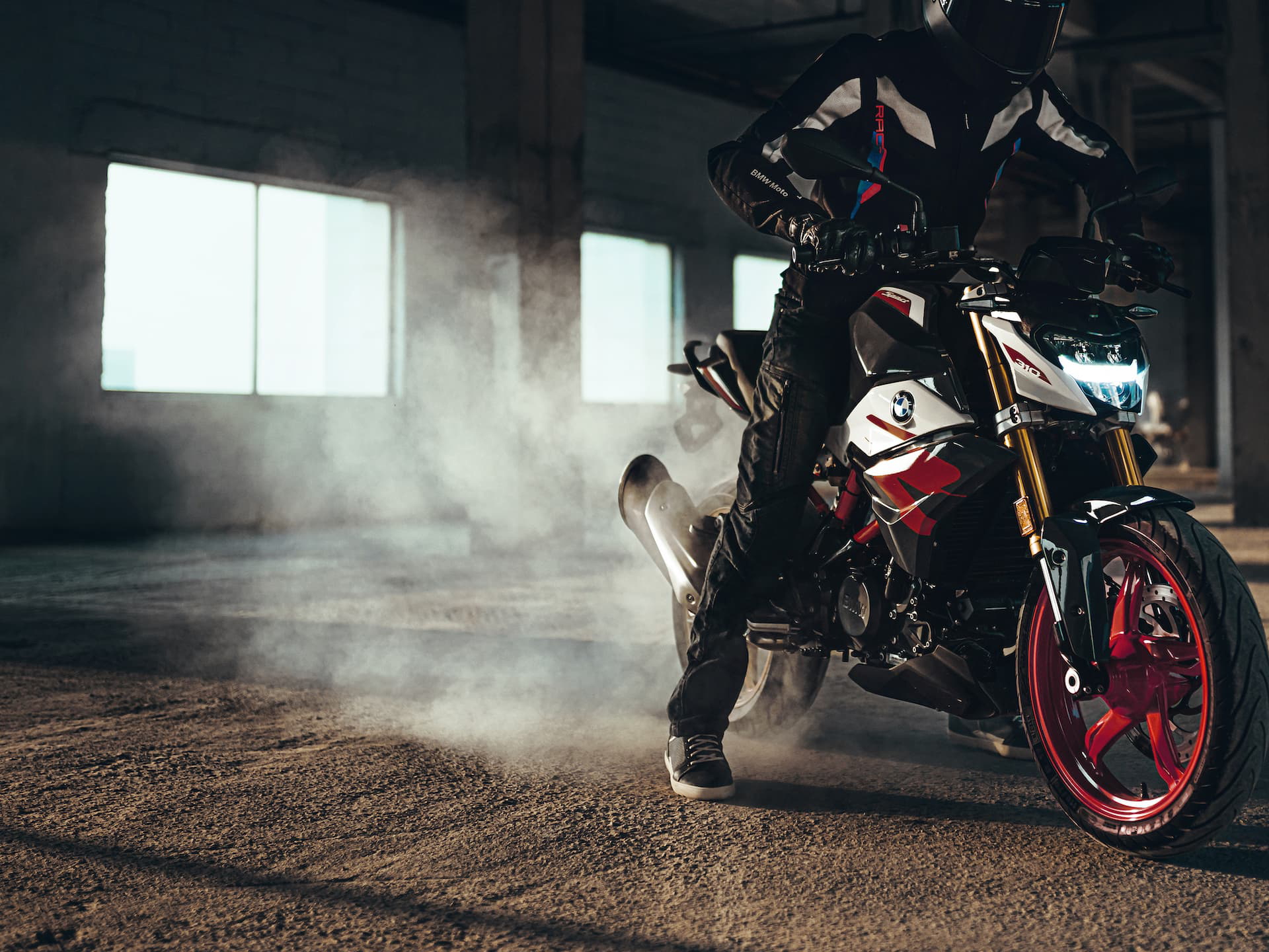 Moto Bmw G 310 R Humo