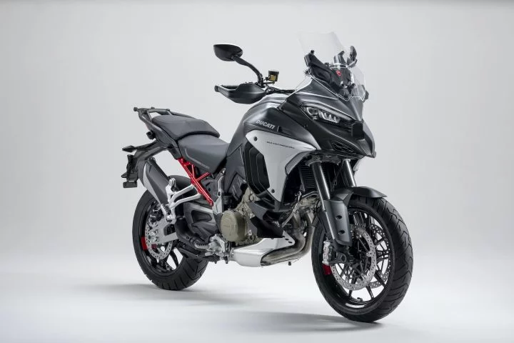 Moto Ducati Multistrad V4 Estudio
