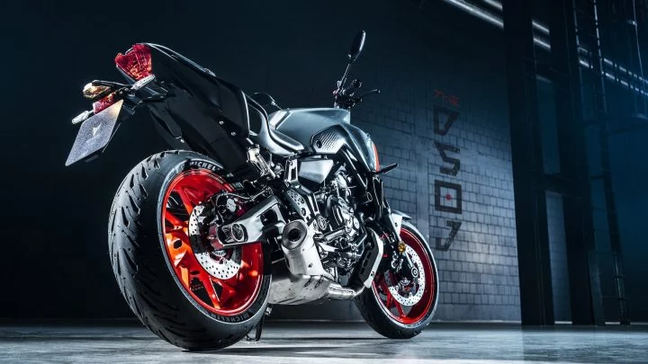 Moto Yamaha Mt07 2021 Estatico3