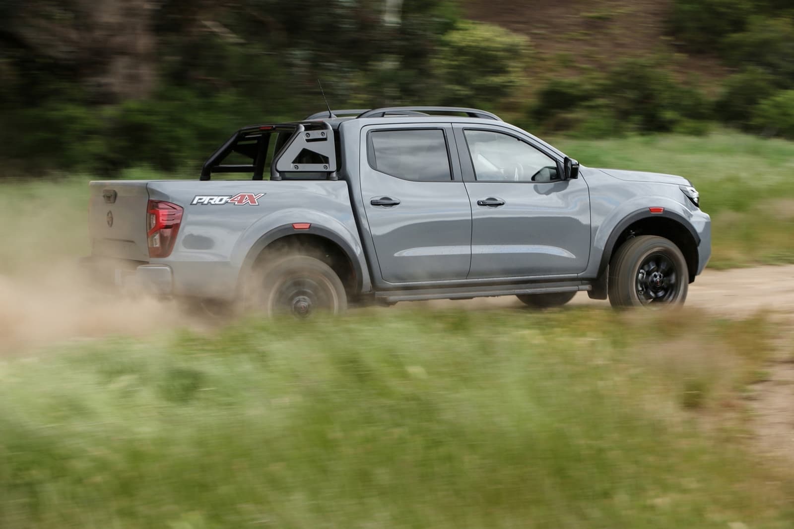 Nissan Navara Frontier 2021 1120 018