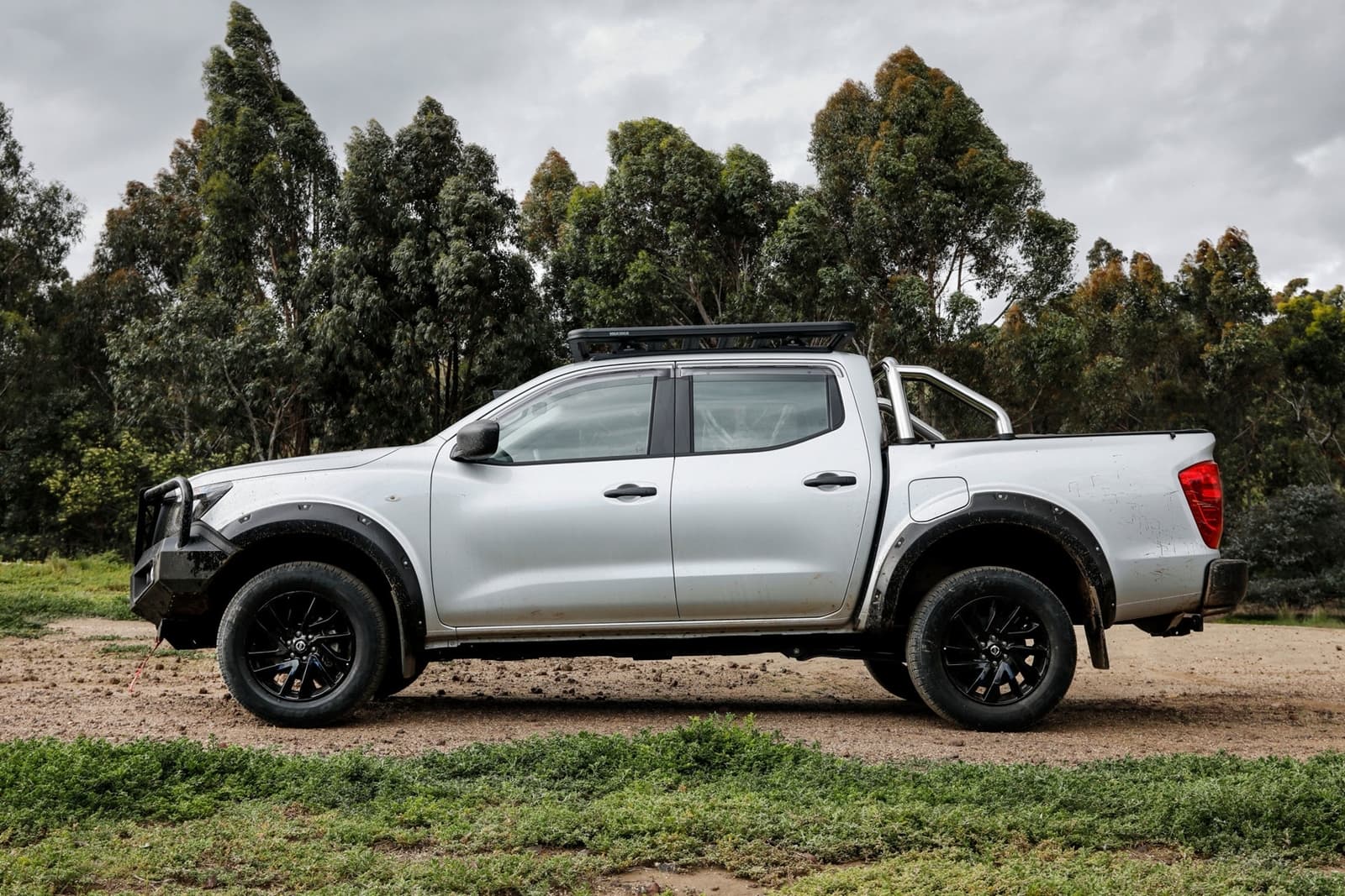 Nissan Navara Frontier 2021 1120 036