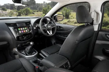 Nissan Navara Frontier 2021 1120 071