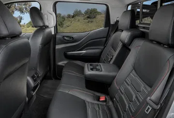 Nissan Navara Frontier 2021 1120 074