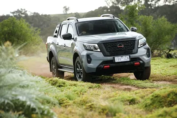 Nissan Navara Frontier 2021 1120 084