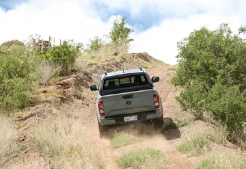 Nissan Navara Frontier 2021 1120 094