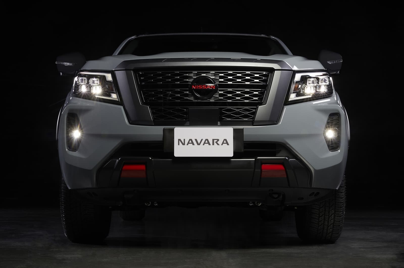 Nissan Navara Frontier 2021 1120 105