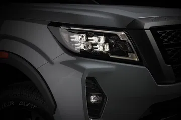 Nissan Navara Frontier 2021 1120 106
