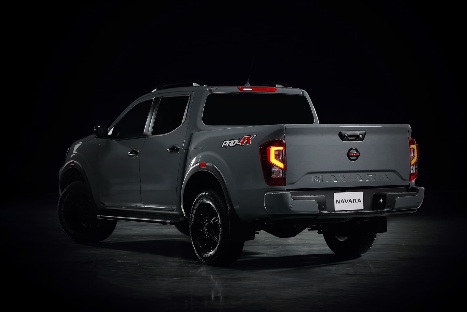 Nissan Navara Frontier 2021 1120 121