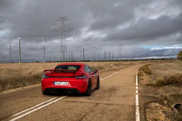 Prueba Porsche Cayman Gt4 34