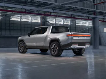 Rivian R1t 1120 032